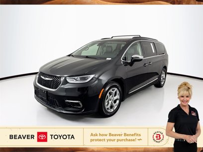 Used 2023 Chrysler Pacifica Limited