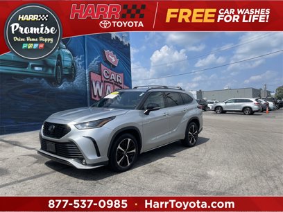 Certified 2022 Toyota Highlander XSE