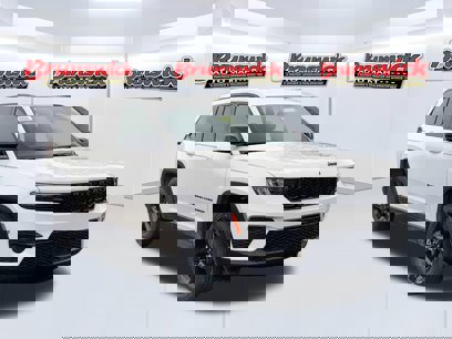 New 2025 Jeep Grand Cherokee L Altitude