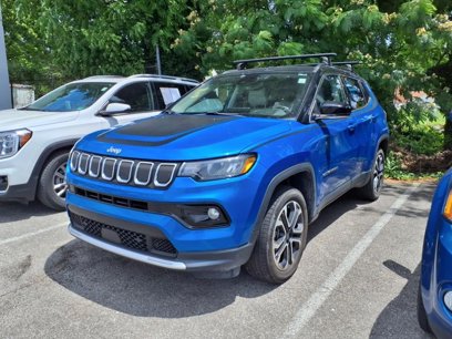 Used 2022 Jeep Compass Limited w/ Mopar Graphics Package