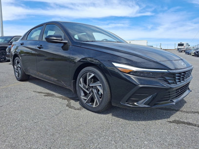 New 2025 Hyundai Elantra SEL