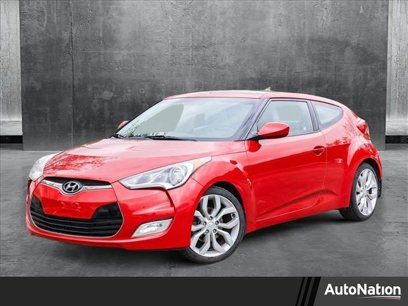 Used 2013 Hyundai Veloster w/ Style Pkg