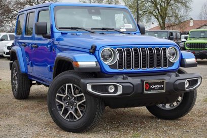 New 2025 Jeep Wrangler Sahara w/ Technology Group