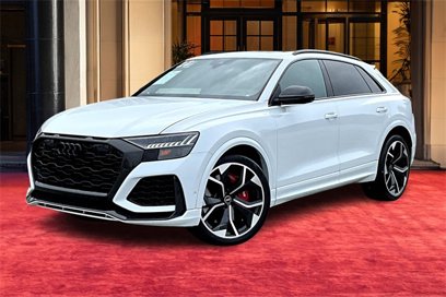 Used 2022 Audi RS Q8 w/ Carbon Optic Package