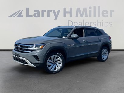 Used 2022 Volkswagen Atlas Cross Sport SE w/ Panoramic Sunroof Package