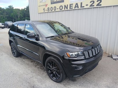 Used 2019 Jeep Grand Cherokee Altitude