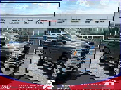 New 2024 RAM 2500 Tradesman w/ Towing Technology Group