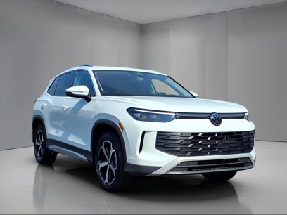 New 2025 Volkswagen Tiguan SE