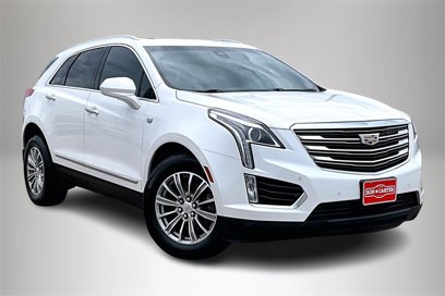 Used 2017 Cadillac XT5 Luxury w/ Driver Awareness Package