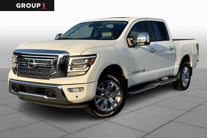 Used 2020 Nissan Titan SL w/ Moonroof Package