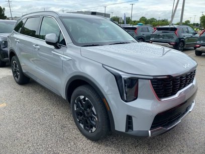 New 2025 Kia Sorento S