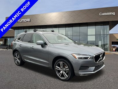 Used 2021 Volvo XC60 T5 Momentum w/ Advanced Package