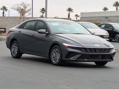 New 2025 Hyundai Elantra Blue