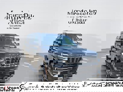 Used 2024 Jeep Wagoneer Series II w/ Flexible Seating Group