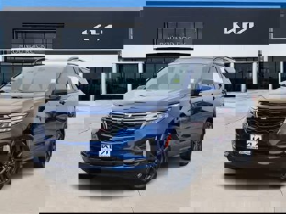 Used 2022 Chevrolet Equinox RS w/ Infotainment Package