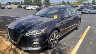 Used 2022 Nissan Altima 2.5 SV