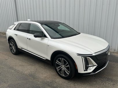 New 2025 Cadillac Lyriq Luxury