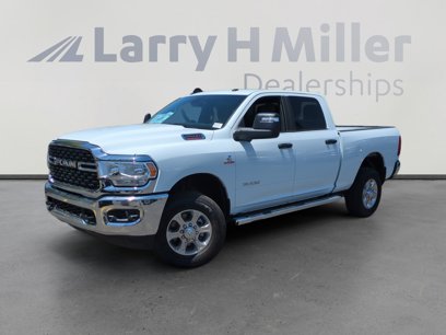 New 2024 RAM 2500 Big Horn w/ Towing Technology Group