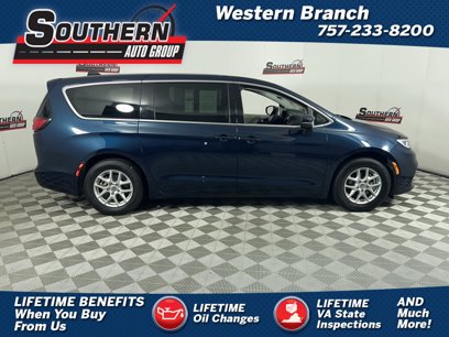 Certified 2023 Chrysler Pacifica Touring-L