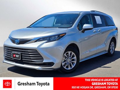 Used 2024 Toyota Sienna LE