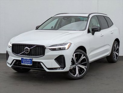 New 2025 Volvo XC60 B5 Ultra w/ Protection Package Premier