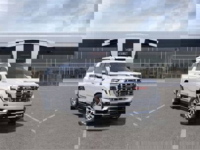 New 2025 GMC Yukon XL Denali w/ Denali Reserve Package