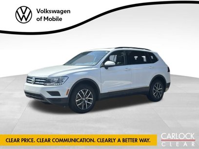 Used 2020 Volkswagen Tiguan SE w/ Panoramic Sunroof Package