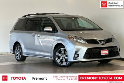 Certified 2018 Toyota Sienna SE