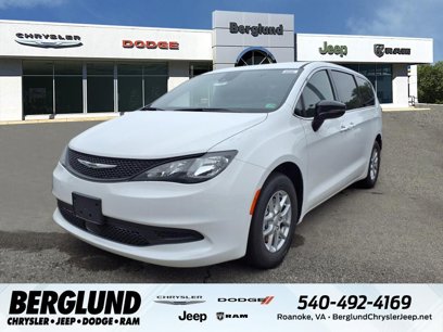 New 2025 Chrysler Voyager LX