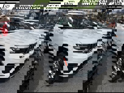 Used 2022 Jeep Grand Cherokee Laredo w/ Luxury Tech Group I