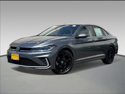 Used 2025 Volkswagen Jetta SE