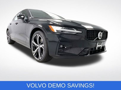 New 2024 Volvo S60 B5 Plus w/ Climate Package