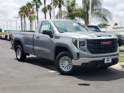 New 2025 GMC Sierra 1500 Pro w/ Pro Value Package