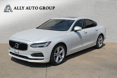 Used 2017 Volvo S90 T5 Momentum w/ Vision Package