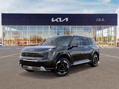 New 2026 Kia EV9 Land
