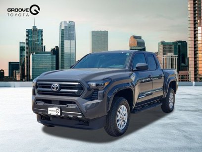 New 2025 Toyota Tacoma SR5