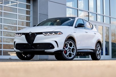 New 2024 Alfa Romeo Tonale Veloce w/ Active Assist Package