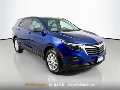 Used 2022 Chevrolet Equinox LS w/ LS Convenience Package