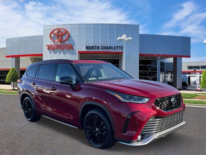 Used 2023 Toyota Highlander XSE