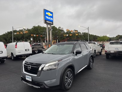 Used 2022 Nissan Pathfinder Platinum w/ Cargo Package