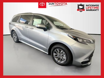 New 2025 Toyota Sienna XLE