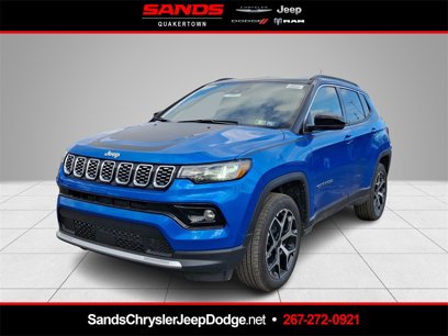 New 2025 Jeep Compass Limited w/ Mopar Graphics Package
