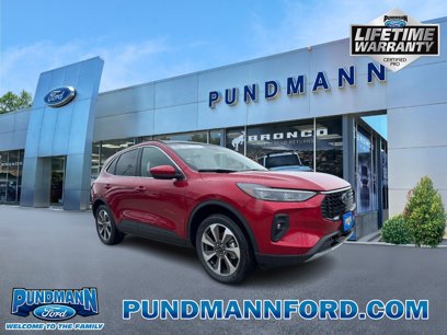 New 2025 Ford Escape Platinum w/ Class II Trailer Tow Package
