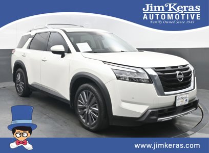 Used 2024 Nissan Pathfinder SL w/ SL Premium Package