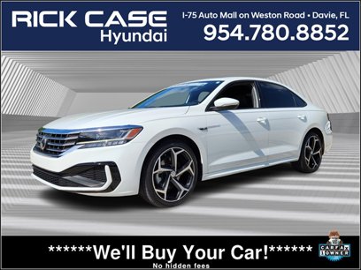 Used 2022 Volkswagen Passat 2.0T R-Line