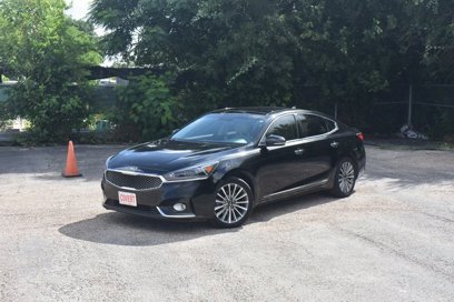 Used 2017 Kia Cadenza Premium w/ Luxury Package