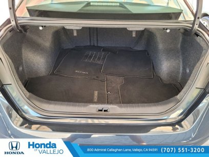 Used 2022 Nissan Altima 2.5 SV