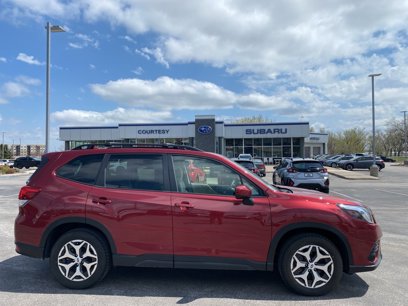 Used 2022 Subaru Forester Premium w/ Popular Package #3