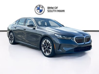 New 2026 BMW i5 eDrive40 w/ Premium Package