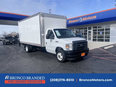 Used 2022 Ford E-450 and Econoline 450 Super Duty w/ Power Windows & Locks Group